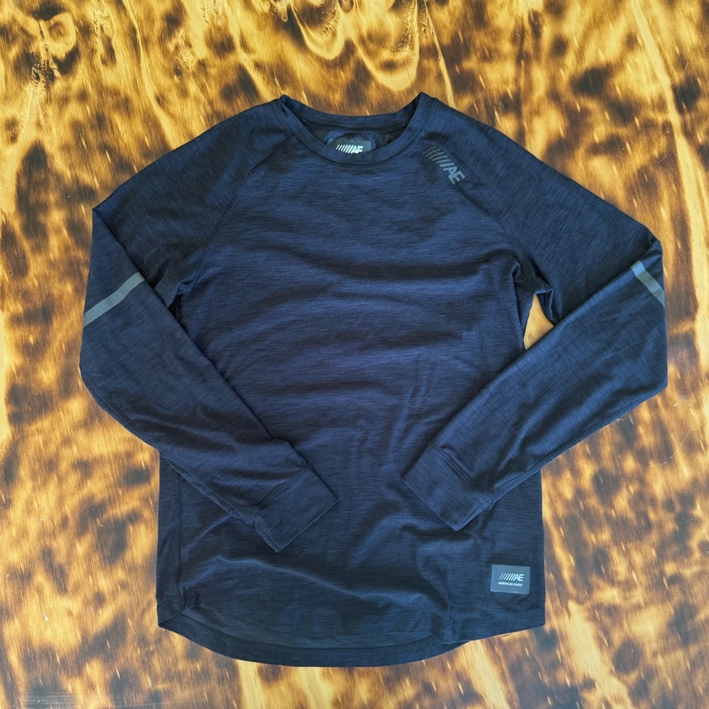 American Eagle Outfitters Dark Gray Performance Long Sleeve